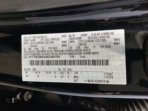 Used 2025 Ford F250 XLT w/ Snow Plow Prep Package image 5