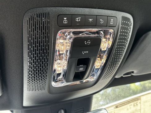 New 2025 Mercedes-Benz GLB 35 AMG 4MATIC image 33