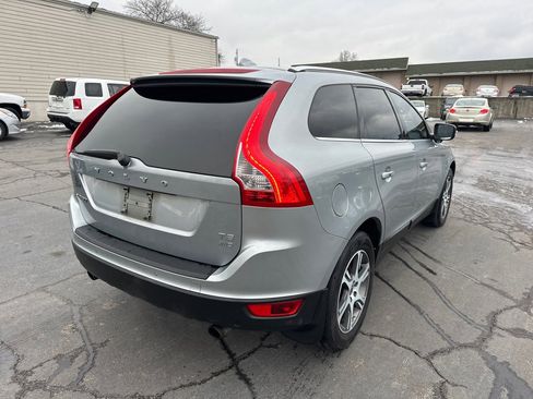 Used 2011 Volvo XC60 T6 image 6