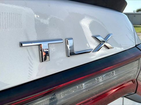 Used 2025 Acura ADX A-Spec image 44