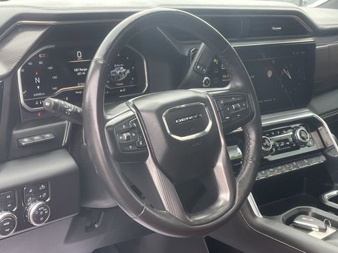 Used 2024 GMC Sierra 2500 Denali Ultimate image 30