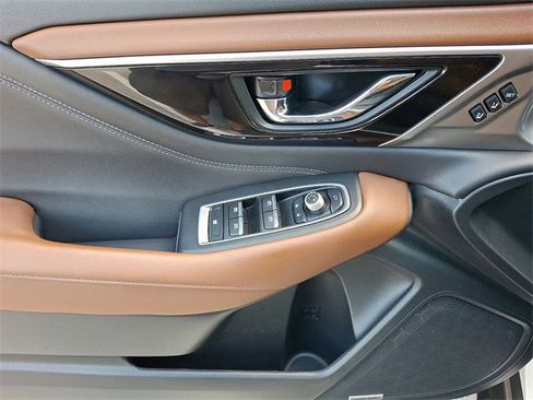 Used 2022 Subaru Outback Touring XT image 12