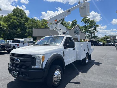 Used 2017 Ford F450 XL w/ Snow Plow Prep Package image 4