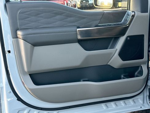 New 2026 Ford F450 Platinum w/ Platinum Plus Package image 15