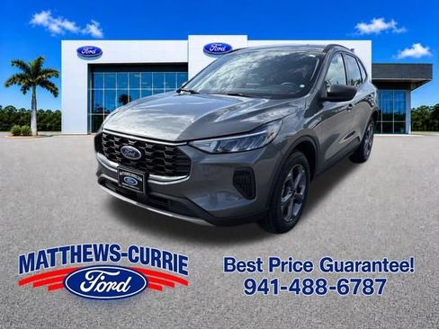 Used 2025 Ford Escape ST-Line AWD/4WD image 7