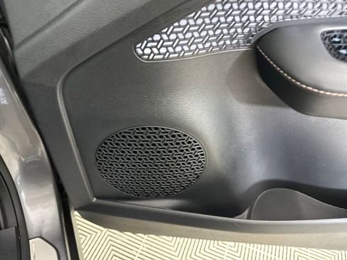 Used 2023 Nissan Ariya AWD image 29