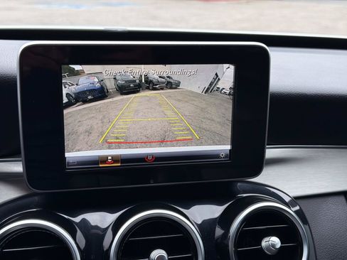 Used 2018 Mercedes-Benz C 300 Sedan image 26