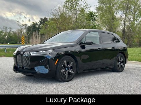 Certified 2024 BMW iX M60 AWD/4WD image 3