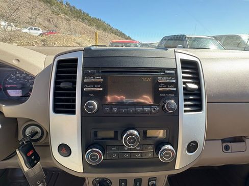 Used 2013 Nissan Frontier SV w/ SV Value Truck Pkg image 17