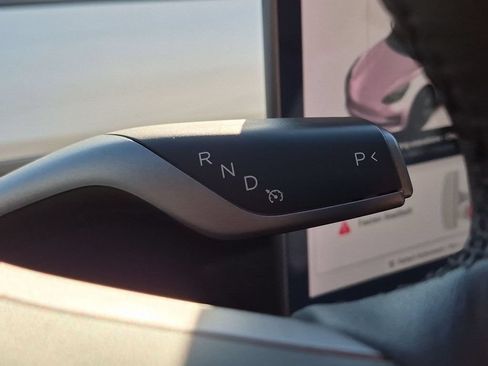 Used 2021 Tesla Model 3 Standard Range Plus RWD image 25