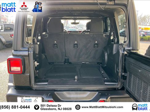 Used 2023 Jeep Wrangler Rubicon image 34