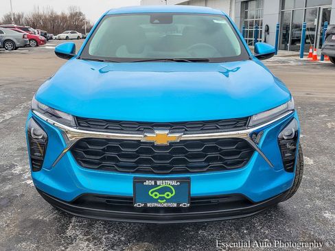 Certified 2025 Chevrolet Trax LS w/ LS Convenience Package image 4