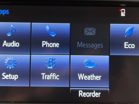 Used 2018 Toyota Highlander Plus w/ Carpet Mat Package (TMS) AWD/4WD image 36