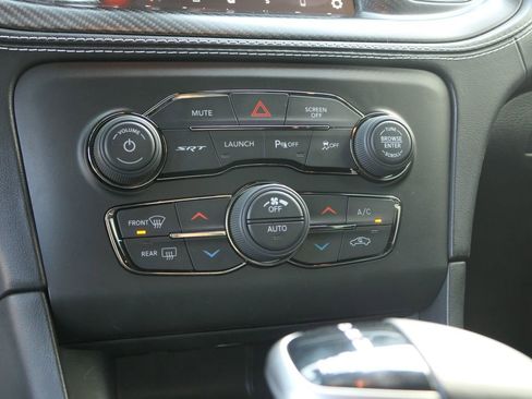 Used 2022 Dodge Charger SRT Hellcat w/ Harman/Kardon Audio Group image 19