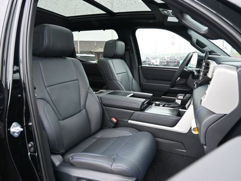 New 2026 Toyota Tundra Platinum AWD/4WD image 13