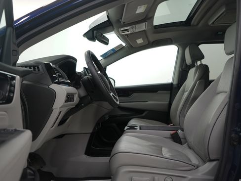 Used 2024 Honda Odyssey Elite image 22