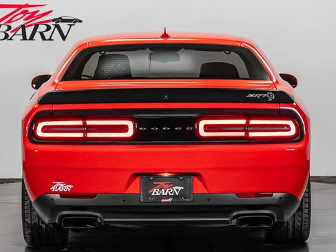 Used 2017 Dodge Challenger SRT Hellcat image 4