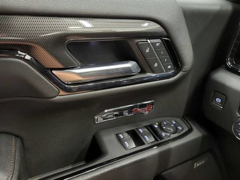 Used 2024 GMC Sierra 1500 AT4 w/ Technology Package AWD/4WD image 25