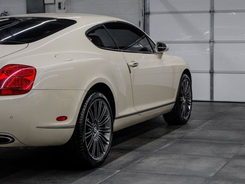 Used 2009 Bentley Continental GT image 14