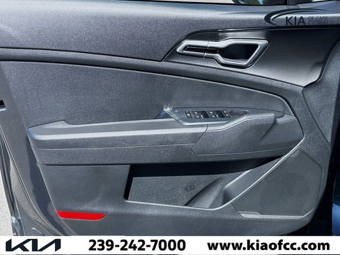 New 2026 Kia Sportage LX image 21