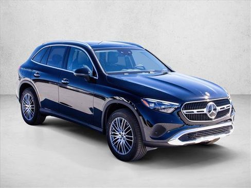 New 2026 Mercedes-Benz GLC 300 4MATIC image 3