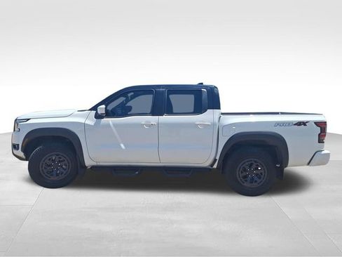 Certified 2025 Nissan Frontier PRO-4X w/ Tow Package AWD/4WD image 2