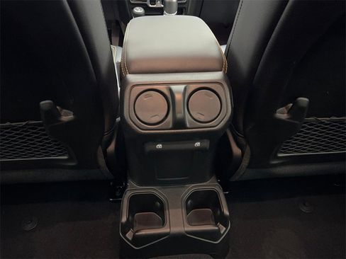 Used 2025 Jeep Gladiator Sport w/ Premium Package image 73