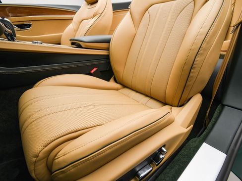 New 2026 Bentley Continental GTC image 47