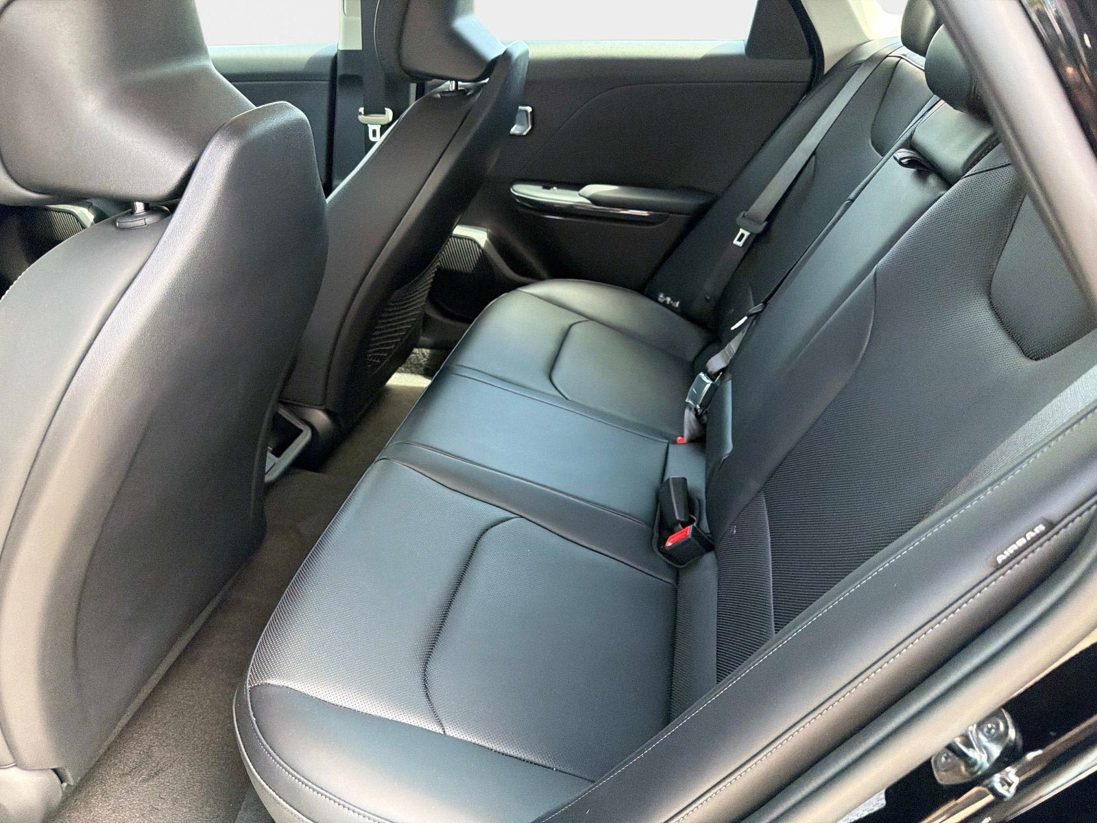 New 2026 Kia K4 EX FWD image 11