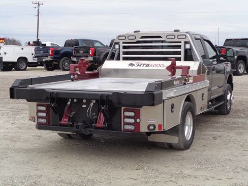 Used 2022 Ford F350 XL w/ STX Appearance Package image 6