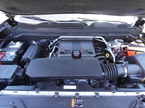 Certified 2023 GMC Canyon Elevation w/ Trailering Package RWD image 7