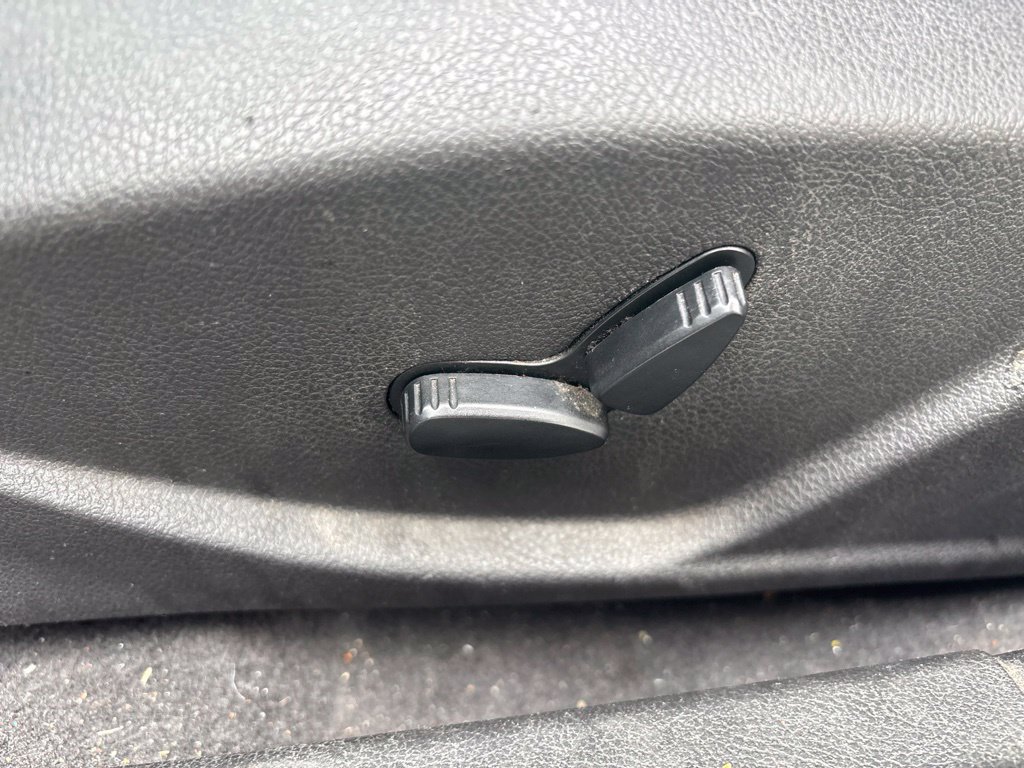 Used 2014 Ford Focus SE w/ Equipment Group 201A FWD image 13