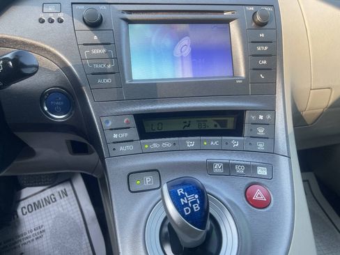 Used 2013 Toyota Prius Two FWD image 15