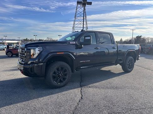 New 2026 GMC Sierra 2500 AT4 w/ AT4 Premium Plus Package AWD/4WD image 2