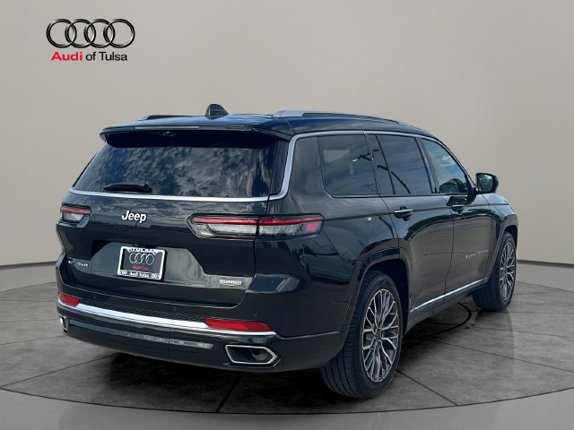 Used 2023 Jeep Grand Cherokee L Summit AWD/4WD image 5
