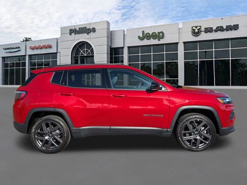 New 2026 Jeep Compass Latitude AWD/4WD image 2