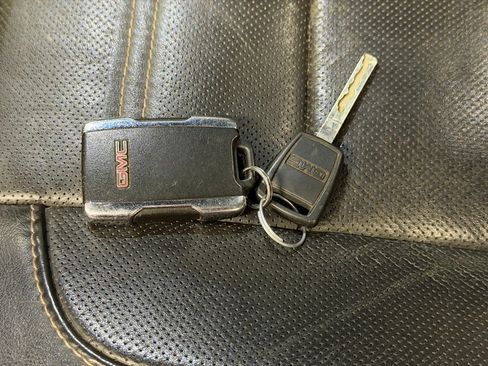 Used 2014 GMC Sierra 1500 Denali image 29