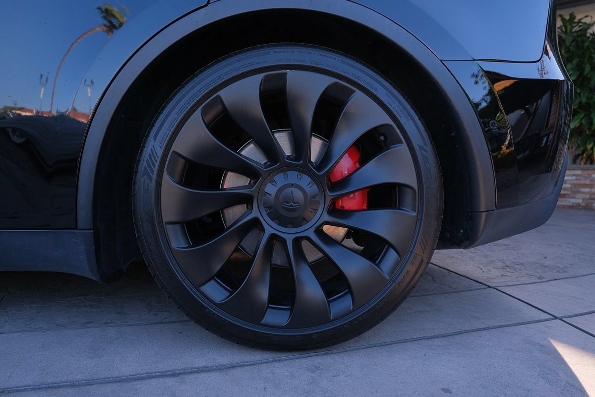 Used 2022 Tesla Model Y Performance AWD/4WD image 41