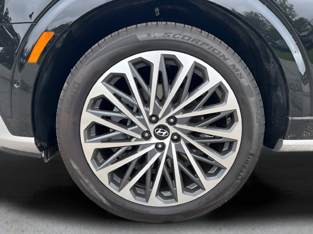 Certified 2026 Hyundai Palisade Calligraphy AWD/4WD image 11