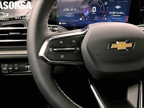 Certified 2026 Chevrolet Traverse LT w/ Driver Confidence Package FWD image 18
