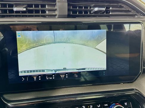 Used 2024 GMC Sierra 3500 AT4 w/ AT4 Premium Plus Package AWD/4WD image 41