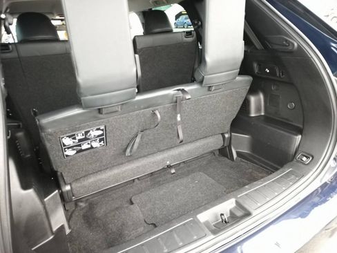 Used 2023 Mitsubishi Outlander SE image 9