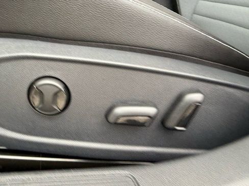 New 2026 Volkswagen Jetta SE w/ Black Wheel Package image 24