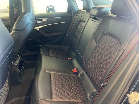 Used 2023 Audi S6 Premium Plus w/ Premium Plus Package image 6