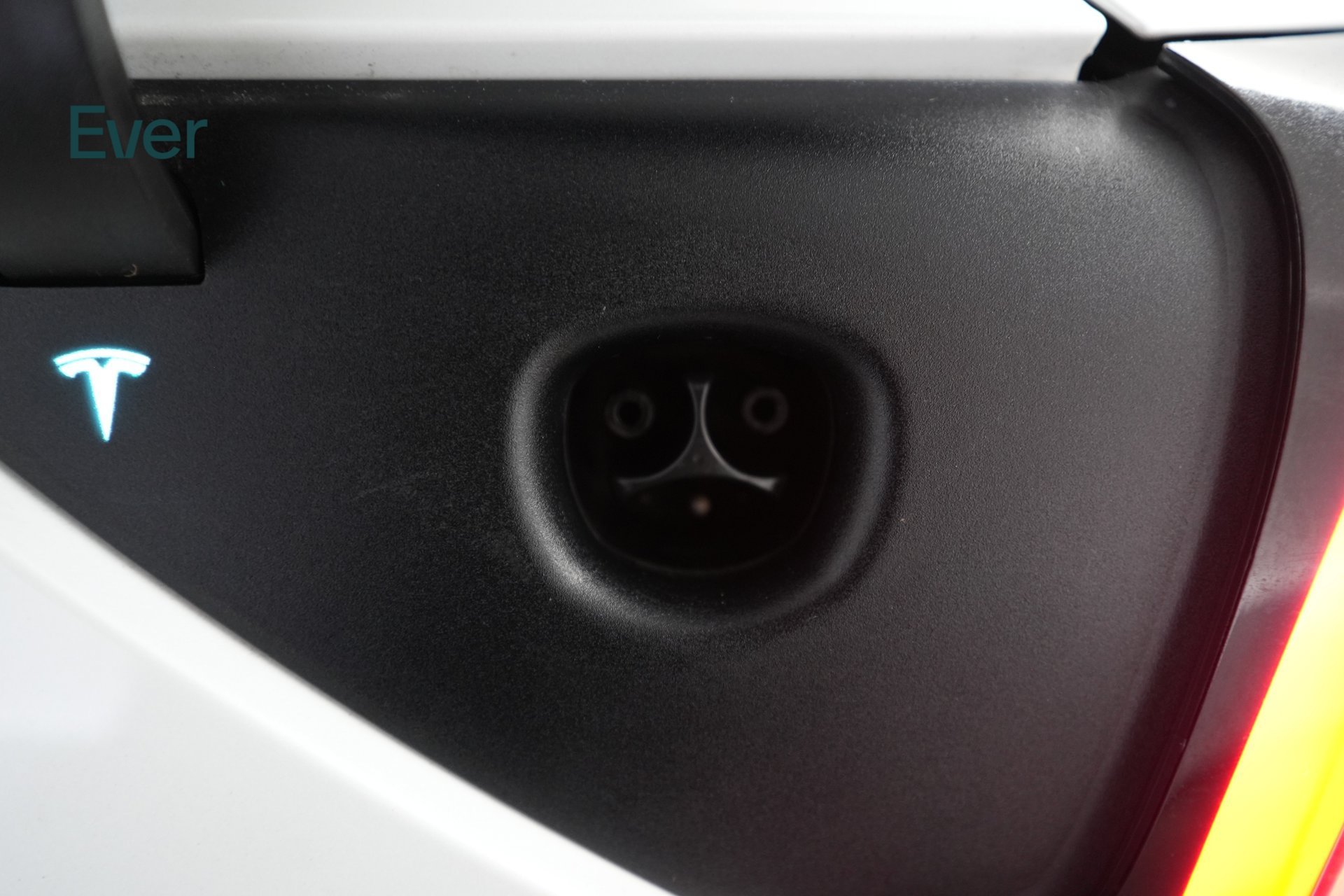 Used 2018 Tesla Model 3 Mid Range RWD image 10