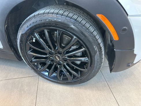 Used 2023 MINI Cooper Clubman S image 23