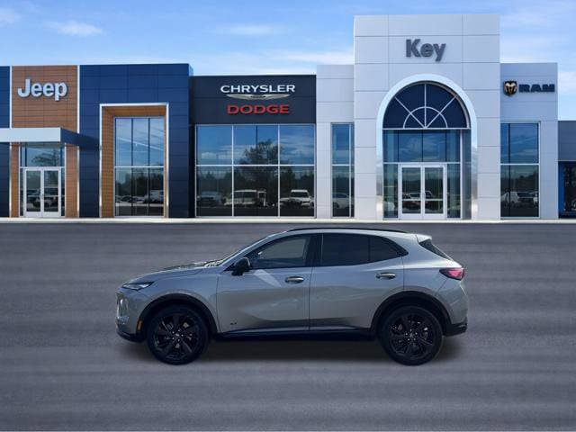 Used 2024 Buick Envision Sport Touring AWD/4WD image 2