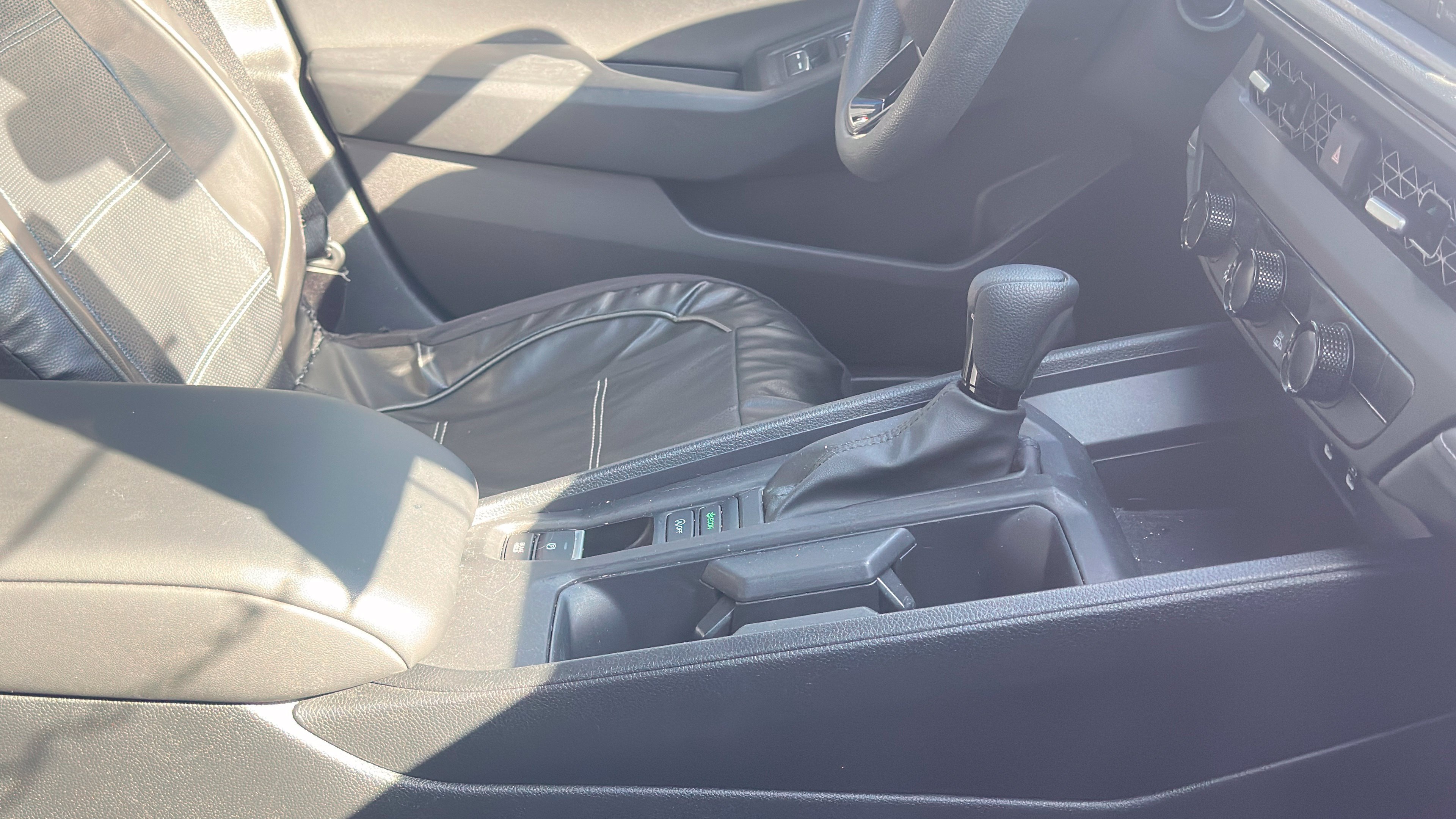 Used 2023 Honda Accord EX image 6