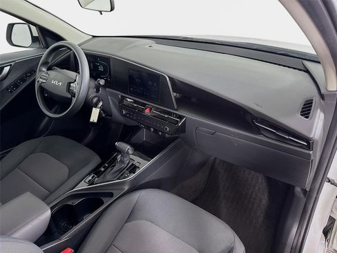 Certified 2023 Kia Niro LX FWD image 26