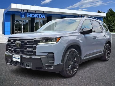 Certified 2026 Honda Pilot Black Edition image 1